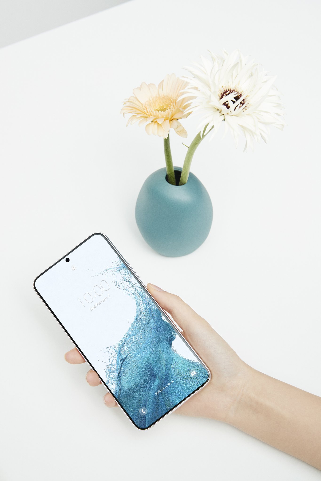 Galaxy S22+ (S906B)