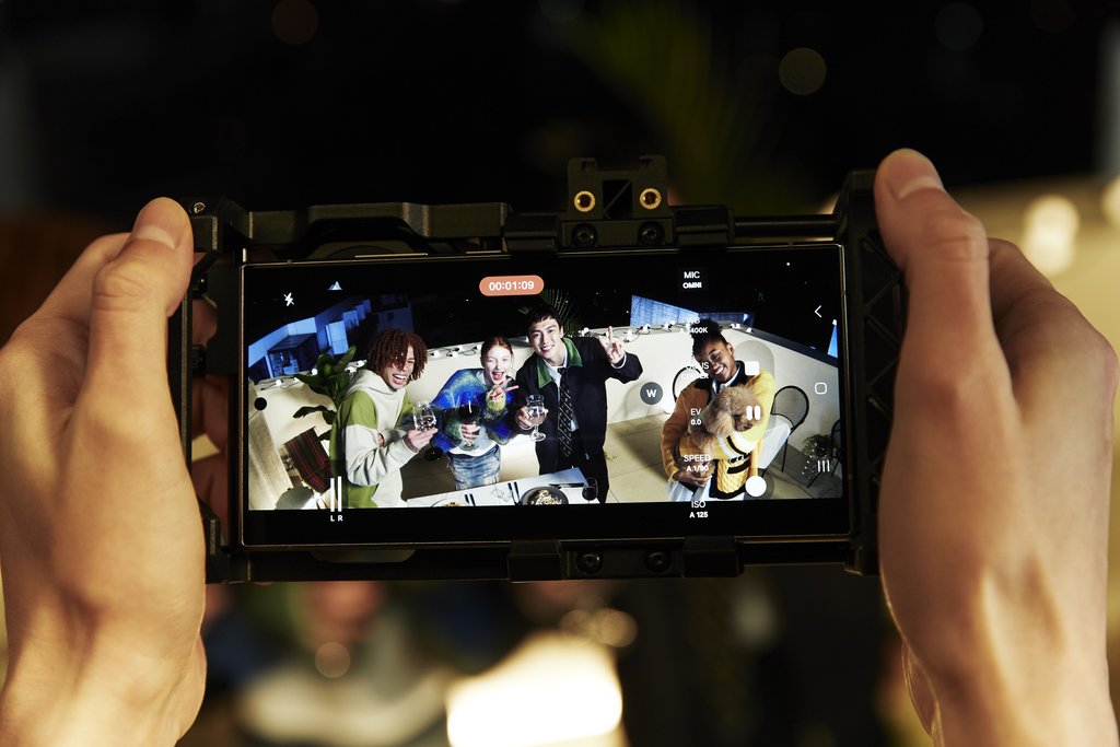 Galaxy S24 (S921B)